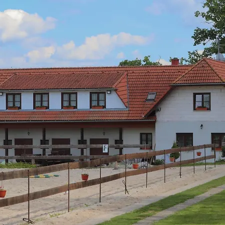 Ubytovani Pod Haniperkem Guest house